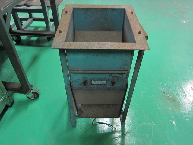 MURATA SK HP-40 Parts Feeder Image 1