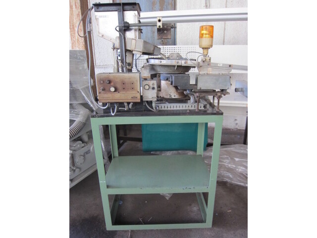 NTN K16 Parts Feeder Image 1