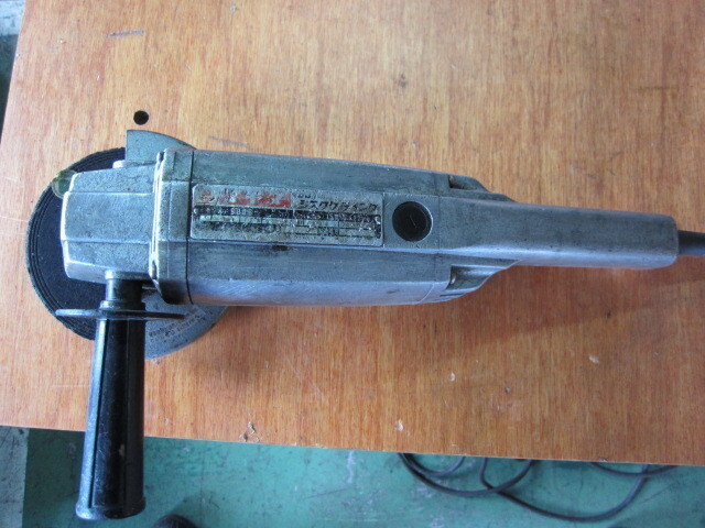 Makita 9006 Electric Tool Image 1