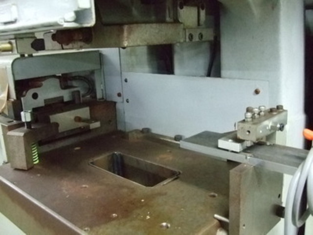 YAMADA DOBBY SP-15CS-E C-Frame Press Image 3