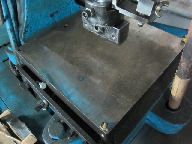 宮崎機械店 プレス切断機 Hydraulic Press Image 4