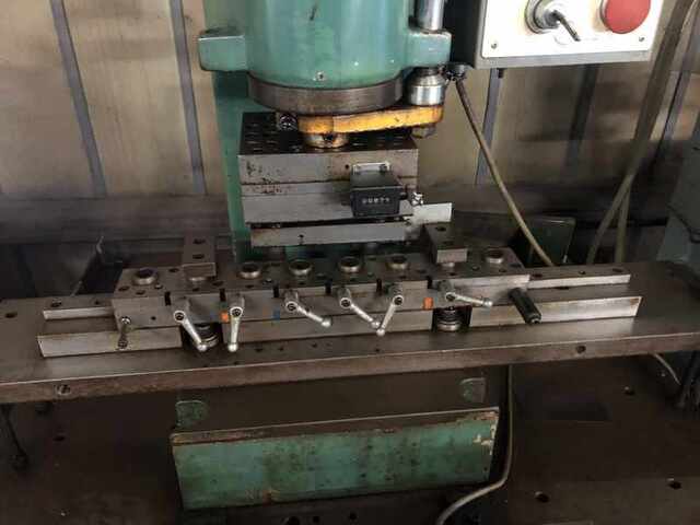 マテック精工 油圧プレス Hydraulic Press Image 4