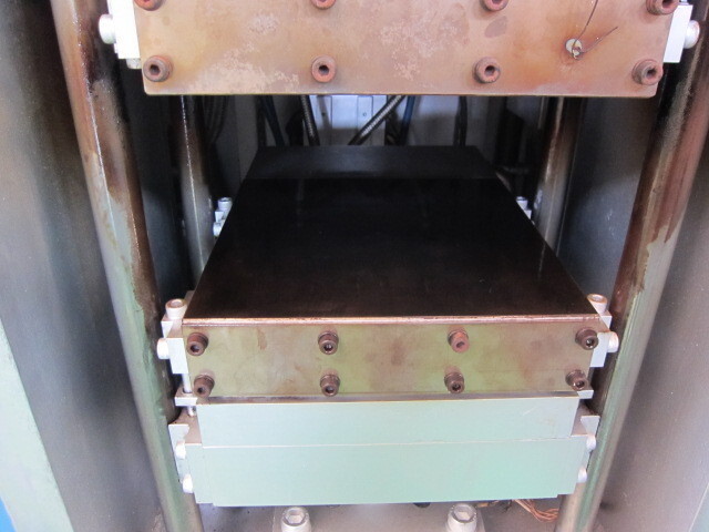 名機製作所 MHPC-V-300-300-1-8 鍛造プレス（熱間/冷間） の画像 3枚目
