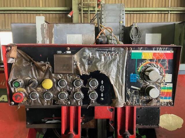 アマダ HA-250 バンドゾー の画像 3枚目
