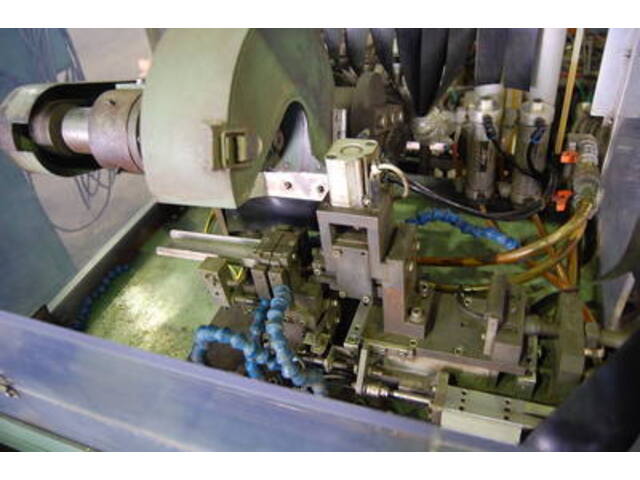   連続式砥石切断機 Cutting Machine Image 2