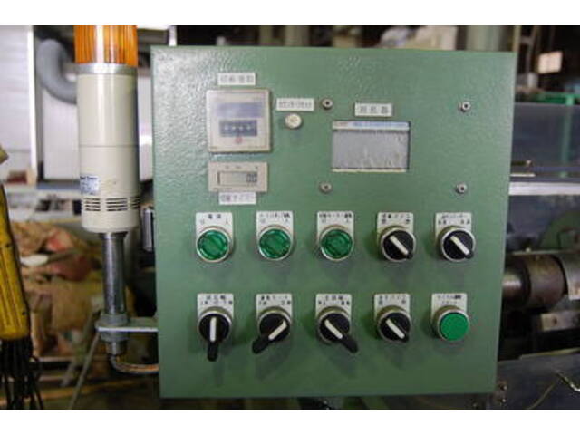   連続式砥石切断機 Cutting Machine Image 4