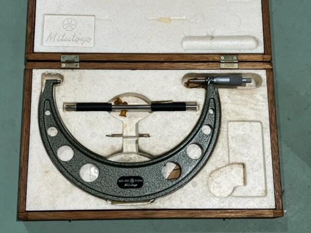 Mitutoyo OM-250 Micrometer (Outer) Image 1