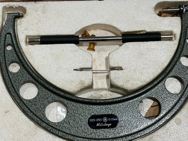 Mitutoyo OM-250 Micrometer (Outer) Image 3