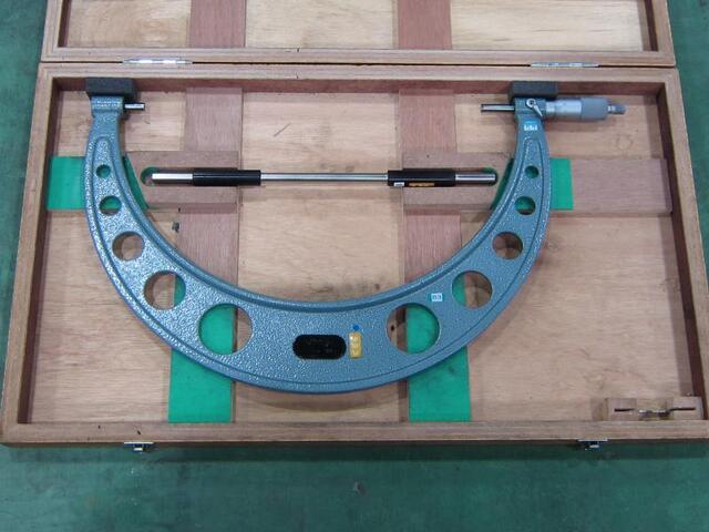 Mitutoyo OM-325(103-149) Micrometer (Outer) Image 1