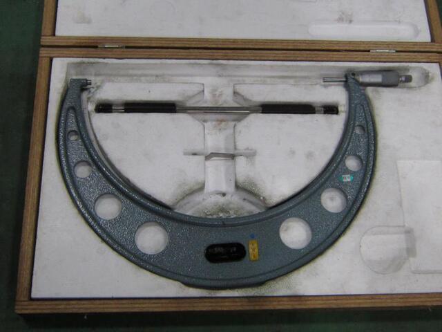 Mitutoyo OM-300(103-148) Micrometer (Outer) Image 1
