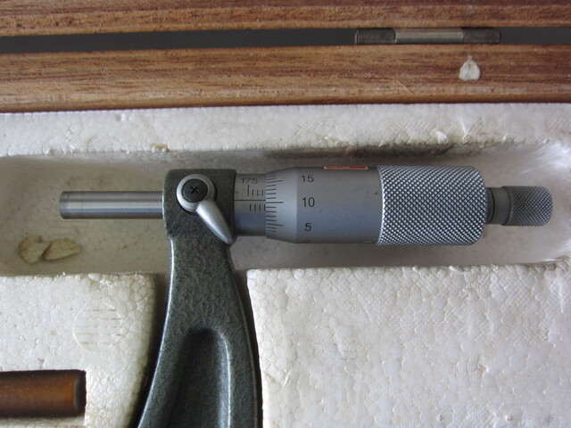 Mitutoyo OM-200(103-144) Micrometer (Outer) Image 6