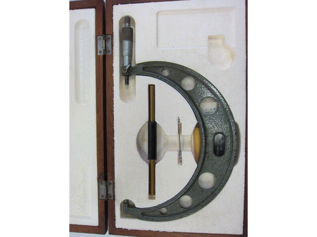 Mitutoyo OM-200(103-144) Micrometer (Outer) Image 1