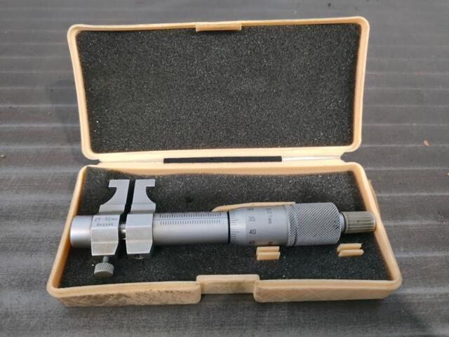 ミツトヨ IMP-50(145-186) マイクロメーター（内側） の画像 1枚目