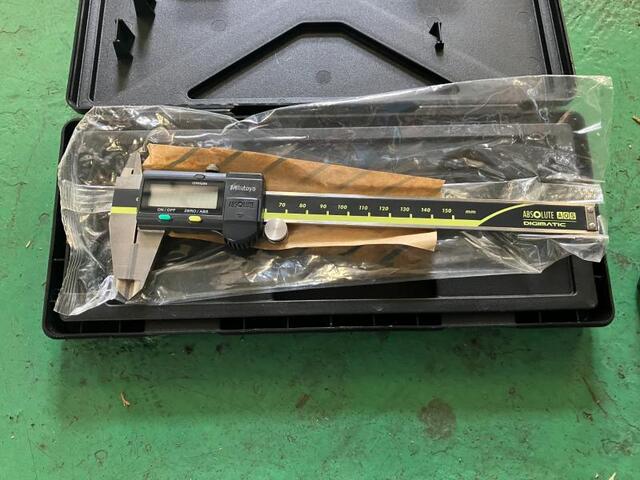 ミツトヨ CD-15AXWW ノギス の画像 1枚目
