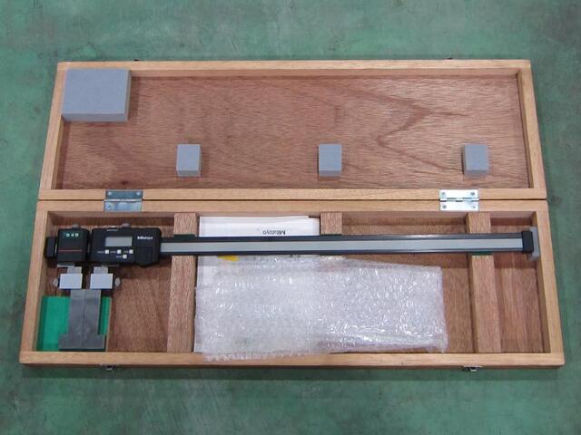 Mitutoyo CFC-U45(552-181) Vernier calipers Image 1