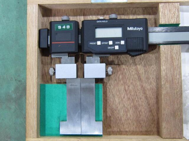 Mitutoyo CFC-U45(552-181) Vernier calipers Image 2