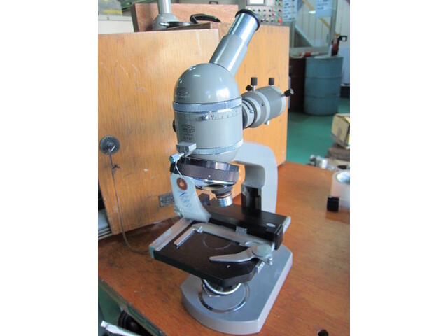 Olympus MF Microscope Image 1