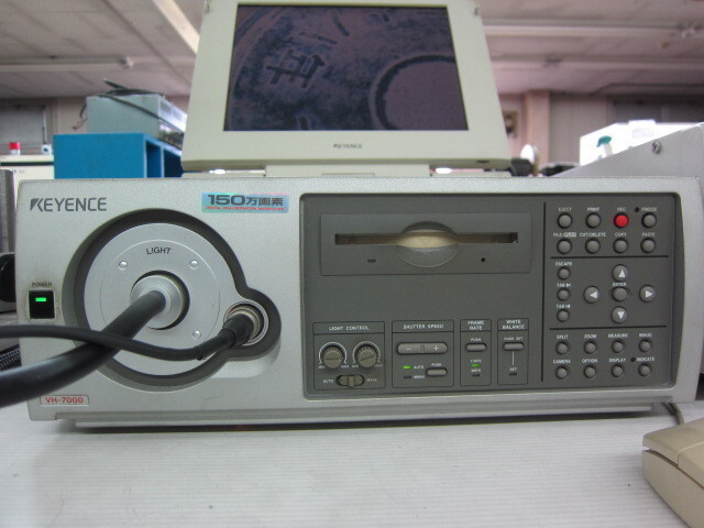 KEYENCE VH-7000 Microscope Image 3