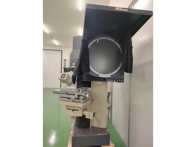  V-24B Projector Image 1
