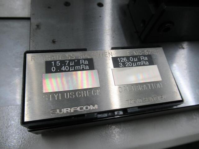 東京精密 SURFCOM  1400D 投影機 の画像 2枚目