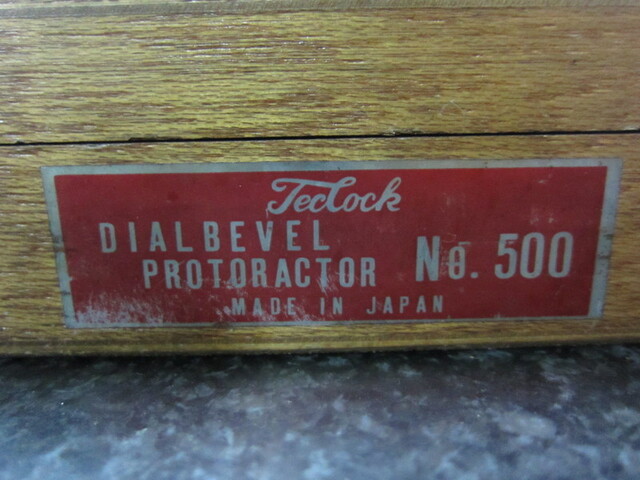  NO. 500 Projector Image 2
