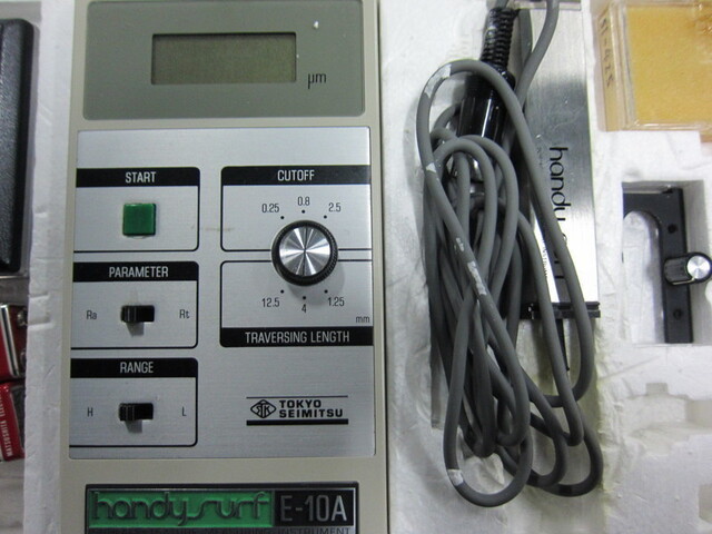 TOKYO SEIMITSU E-10A Projector Image 2