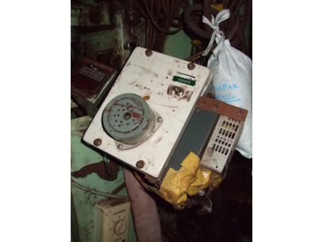  PCD-5D Powder Molding Press Image 7