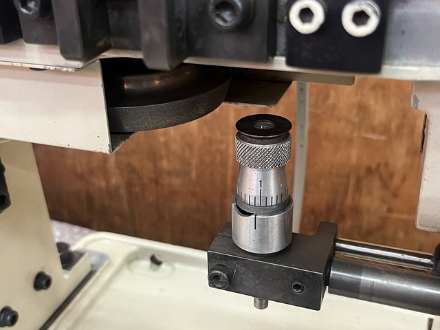 不二越 DGP20TX 工具研削盤 の画像 3枚目
