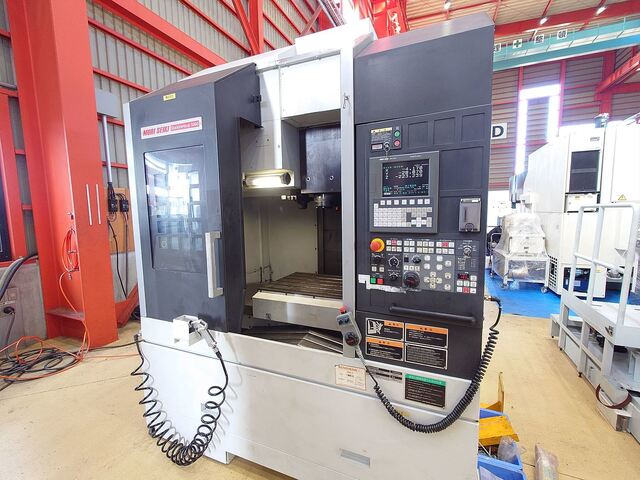 MORI SEIKI DuraVertical5060 Vertical Machining Center Image 2