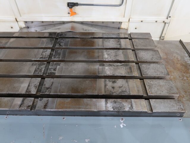 KITAMURA MACHINERY Mycenter-4XiF Vertical Machining Center Image 17