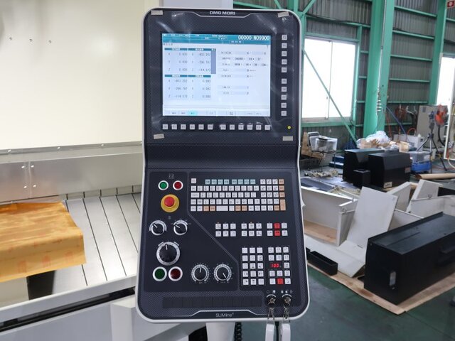 DMG MORI CMX1100V Vertical Machining Center Image 4
