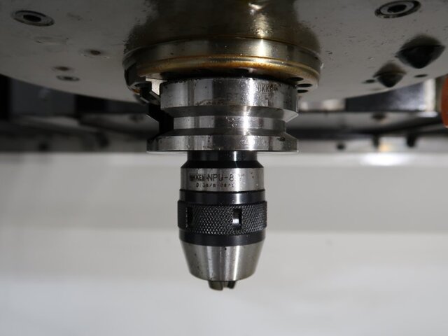 オークマ GENOS M560-V 立型マシニングセンタ の画像 14枚目
