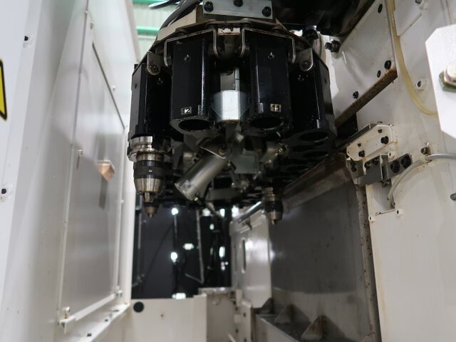 オークマ GENOS M560-V 立型マシニングセンタ の画像 23枚目