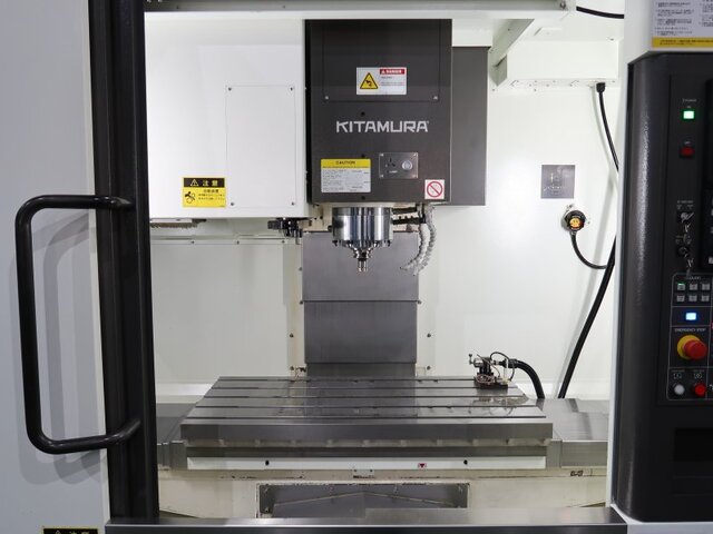 KITAMURA MACHINERY Mycenter-4XiD Vertical Machining Center Image 15