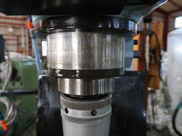 Iwashita NK-1R Vertical Milling Machine Image 6