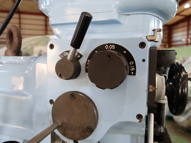 Iwashita NK-1R Vertical Milling Machine Image 11