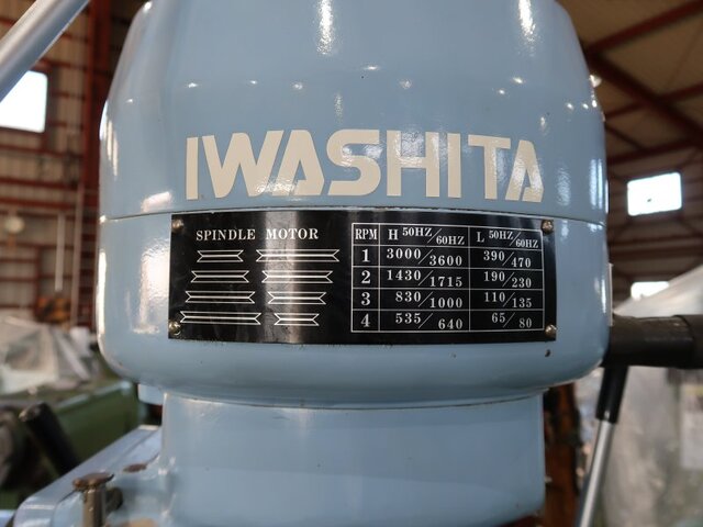 Iwashita NK-1R Vertical Milling Machine Image 13