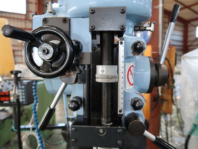 Iwashita NK-1R Vertical Milling Machine Image 14