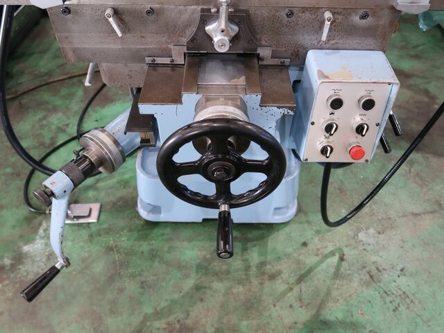 Iwashita NK-1R Vertical Milling Machine Image 19