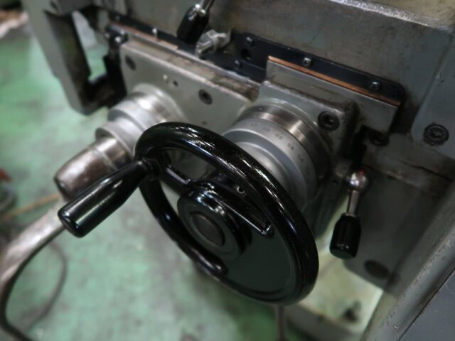 MAKINO KJP Vertical Milling Machine Image 19