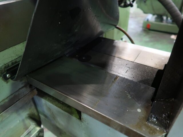 MAKINO KJP Vertical Milling Machine Image 22
