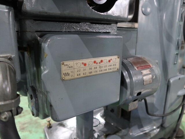 牧野フライス製作所 KJP 立型フライス盤 の画像 30枚目