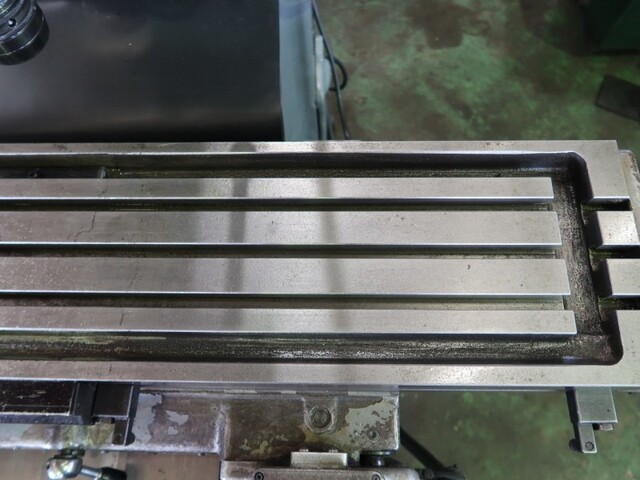 MAKINO KSJP Vertical Milling Machine Image 19