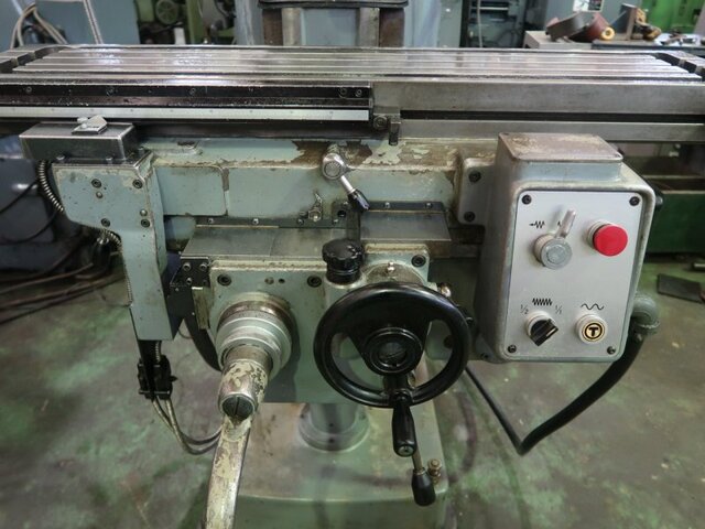 MAKINO KSJP Vertical Milling Machine Image 20