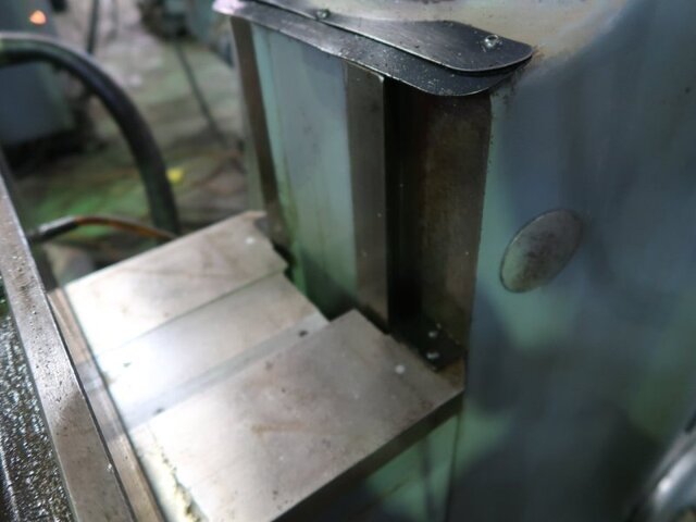 MAKINO KSJP Vertical Milling Machine Image 25
