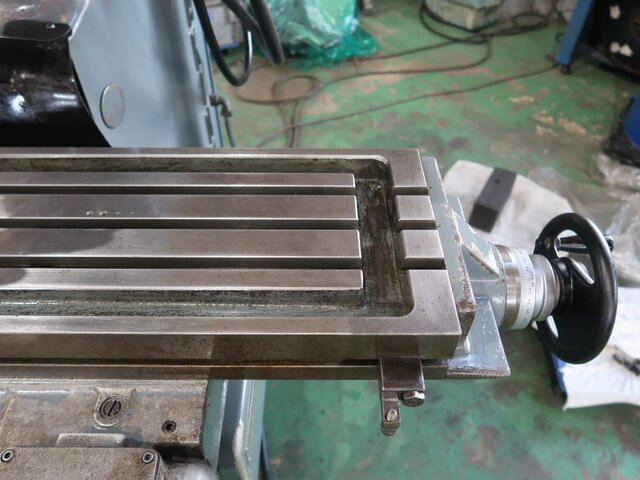 牧野フライス製作所 KSJP-55 立型フライス盤 の画像 17枚目