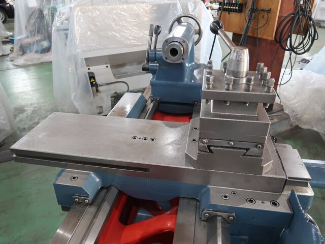 Takisawa Machine Tool TAL510x1000 Lathe Image 12
