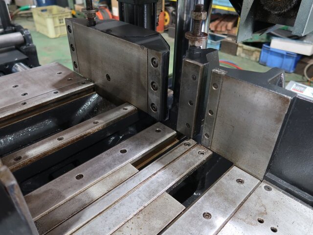 NICOTEC SCP-260PC Band Saw Image 3