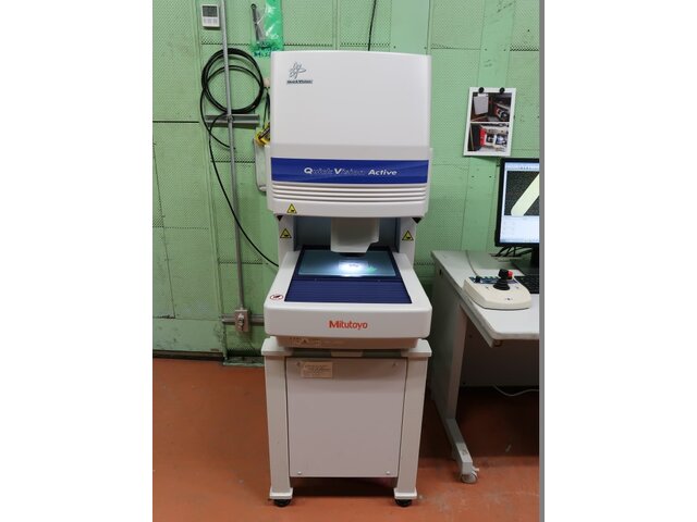 Mitutoyo QV-L202Z1L-D CMM Image 4