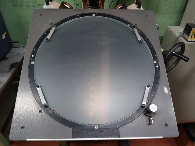 Mitutoyo PV-600A Projector Image 15